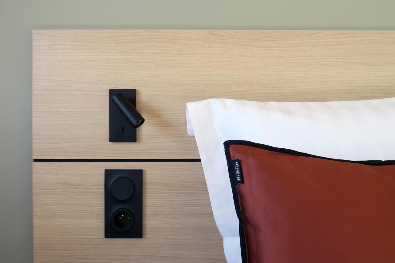 Hotel Akena Troyes - La Chapelle St-Luc Les Noes-pres-Troyes Экстерьер фото